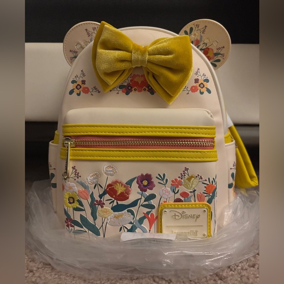 Yellow Floral Minnie Mouse Loungefly Backpack - Picture 1 of 6